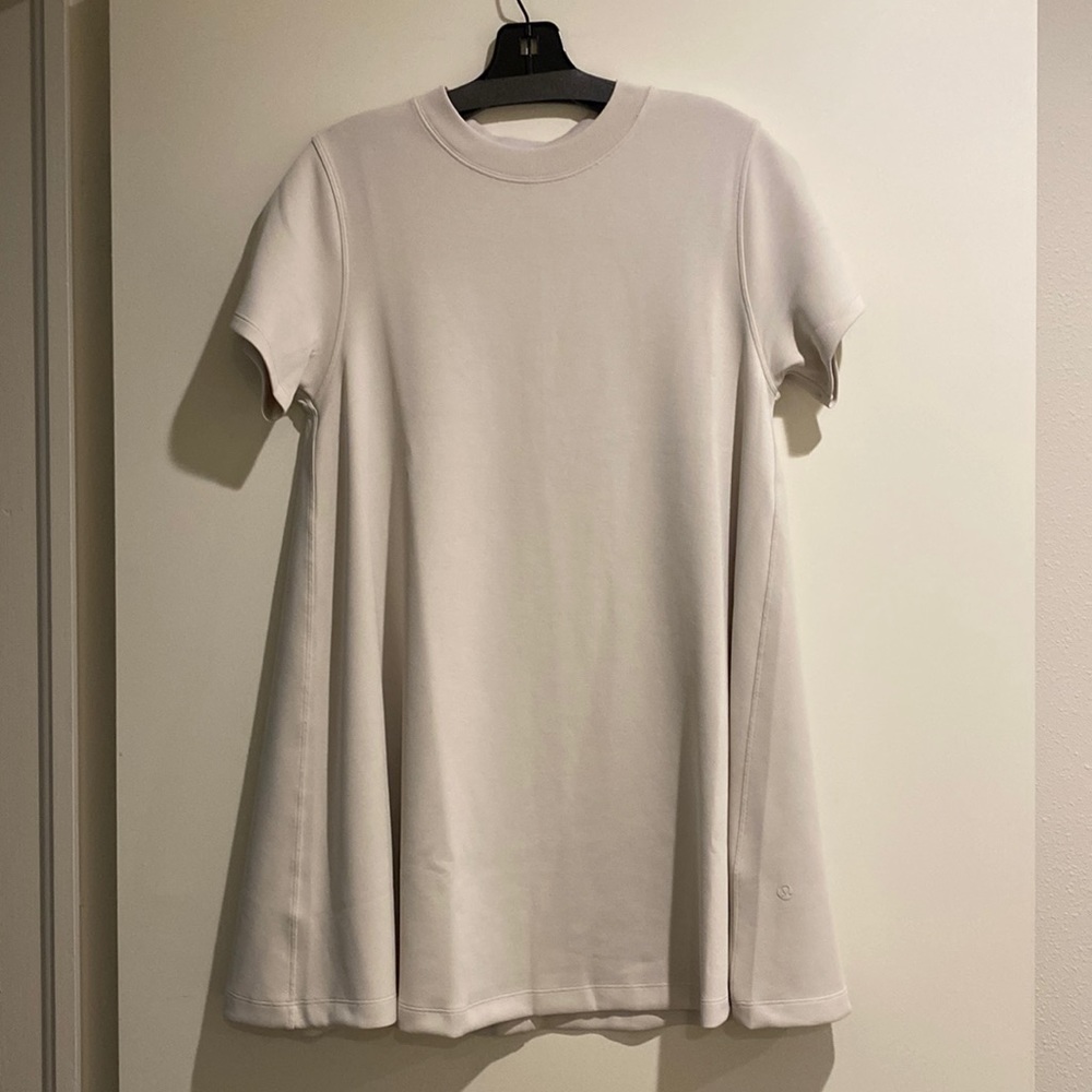 Lululemon dress - white/cream size 0 NEW